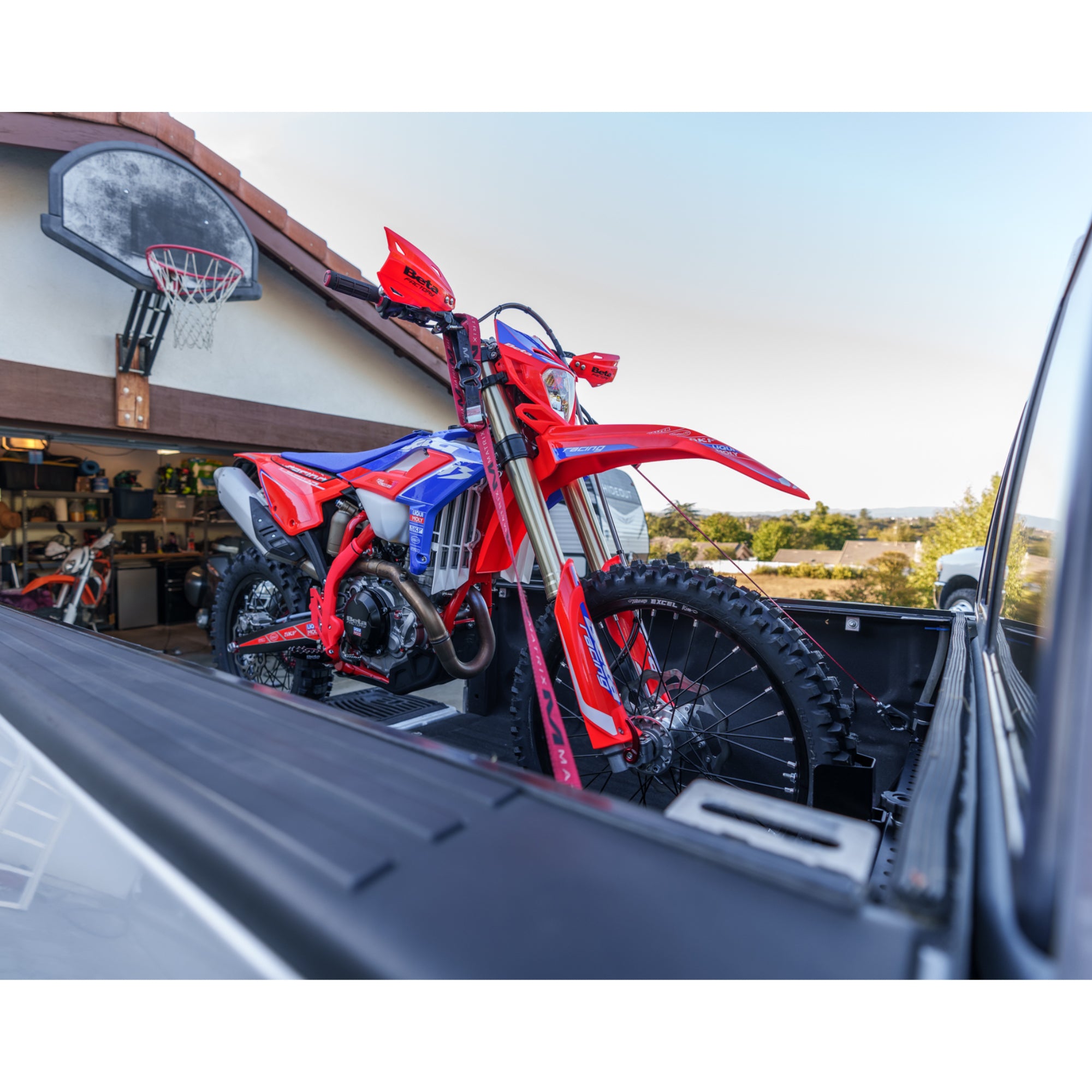 1 Dirt / Adv / Dual Sport Motorcycle Kit - Ford Truck