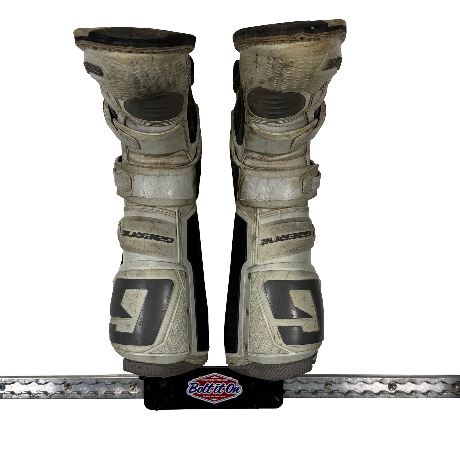 NEW L-Track & E-Track Boot Rack