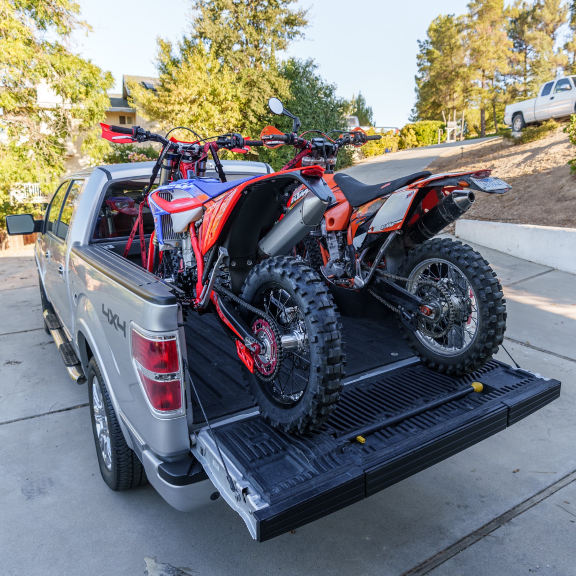 2 Dirt / Adv / Dual Sport Motorcycyle Kit - Ford Truck