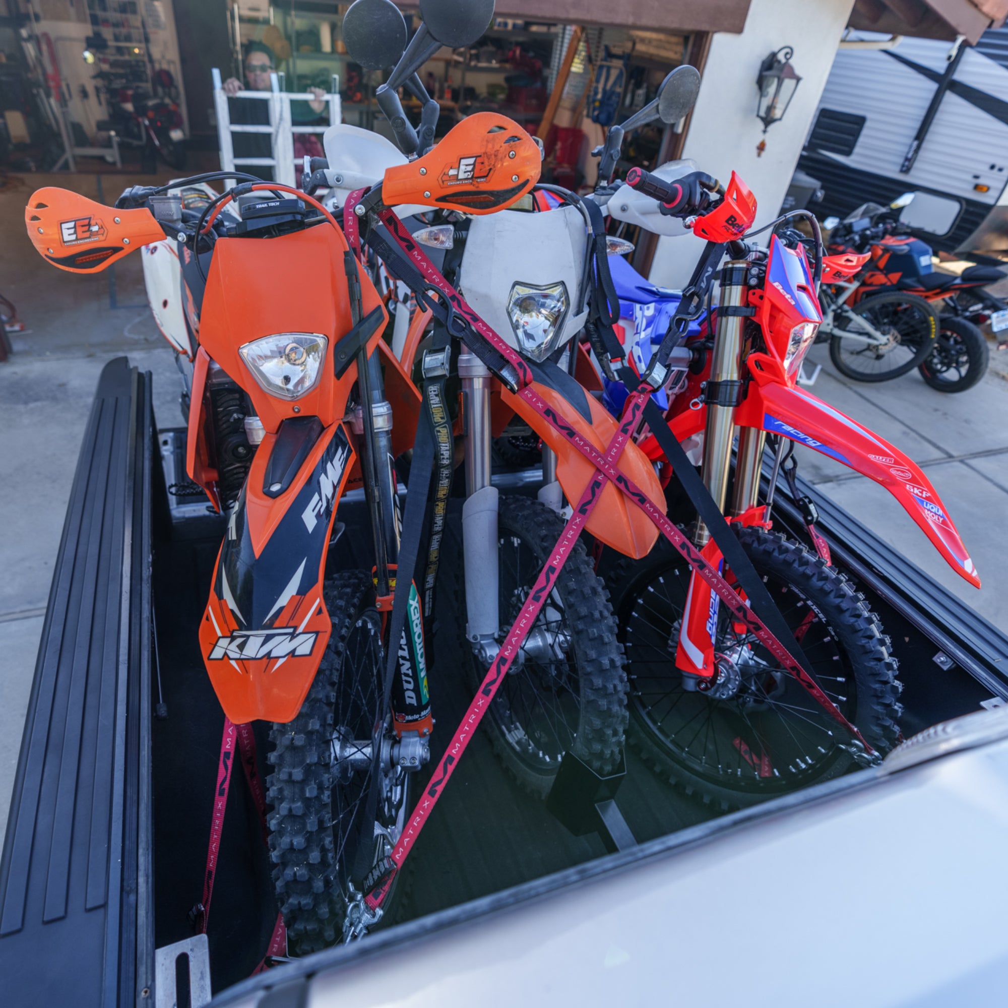 3 Dirt / Adv / Dual Sport Motorcycle Kit "Shorty" - Ford Truck