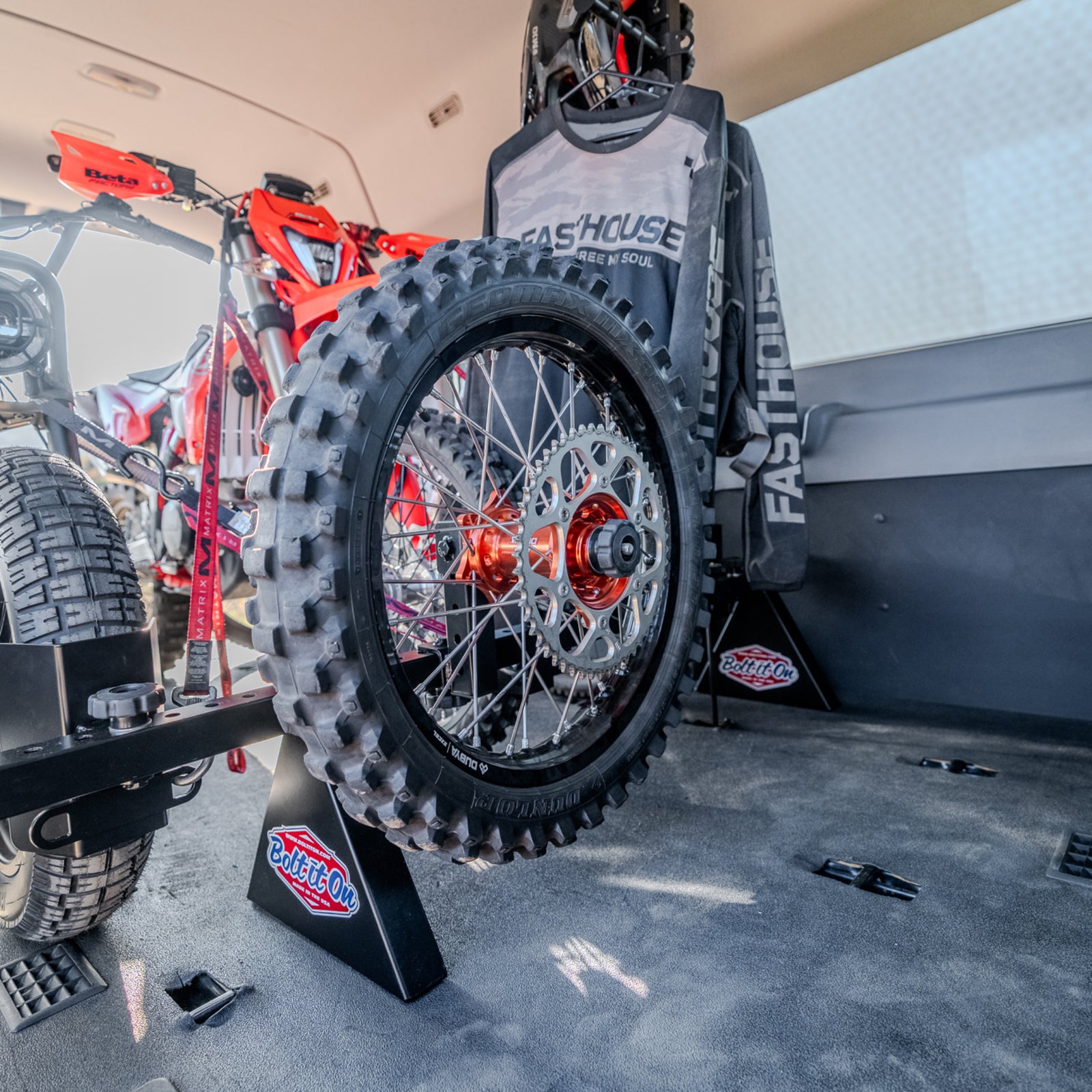 NEW Wheel Holder Dirt Bike | MTB