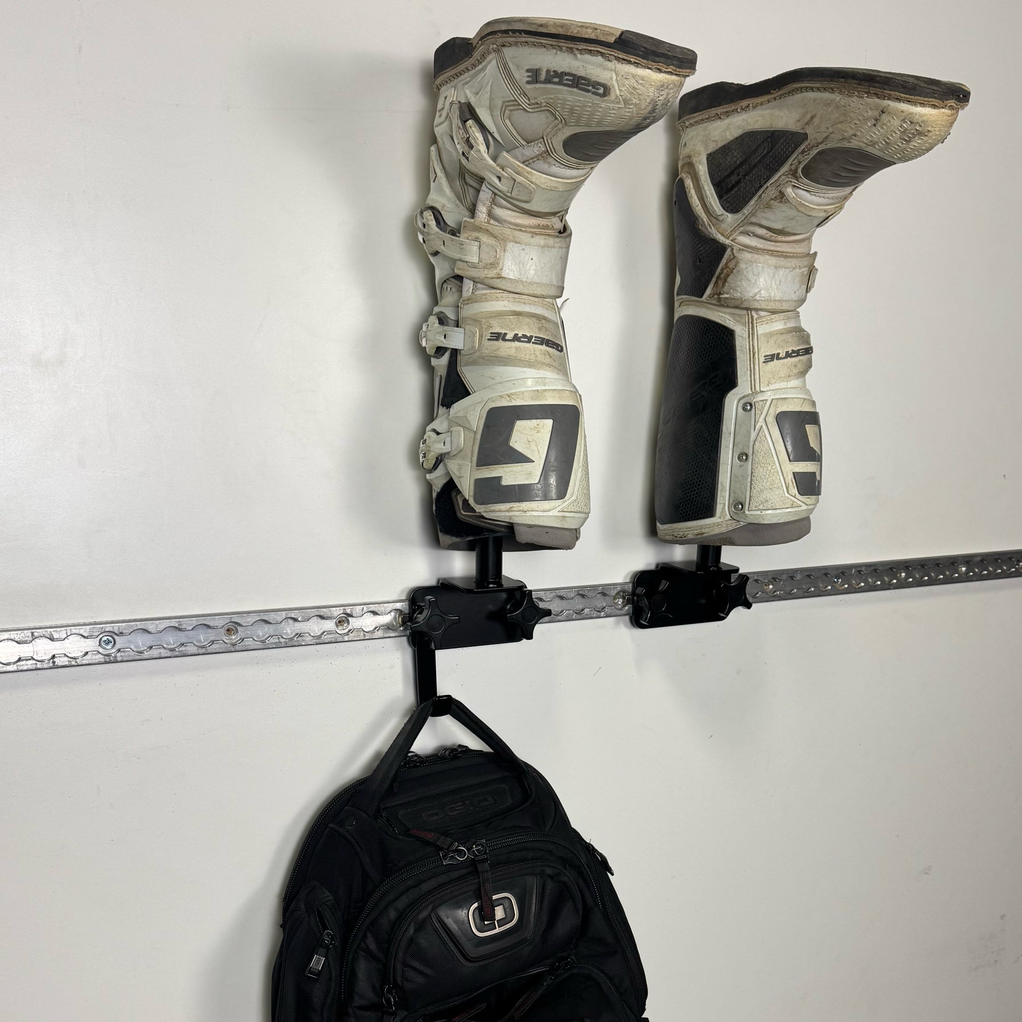 L-Track Accessory Hook Small & Large