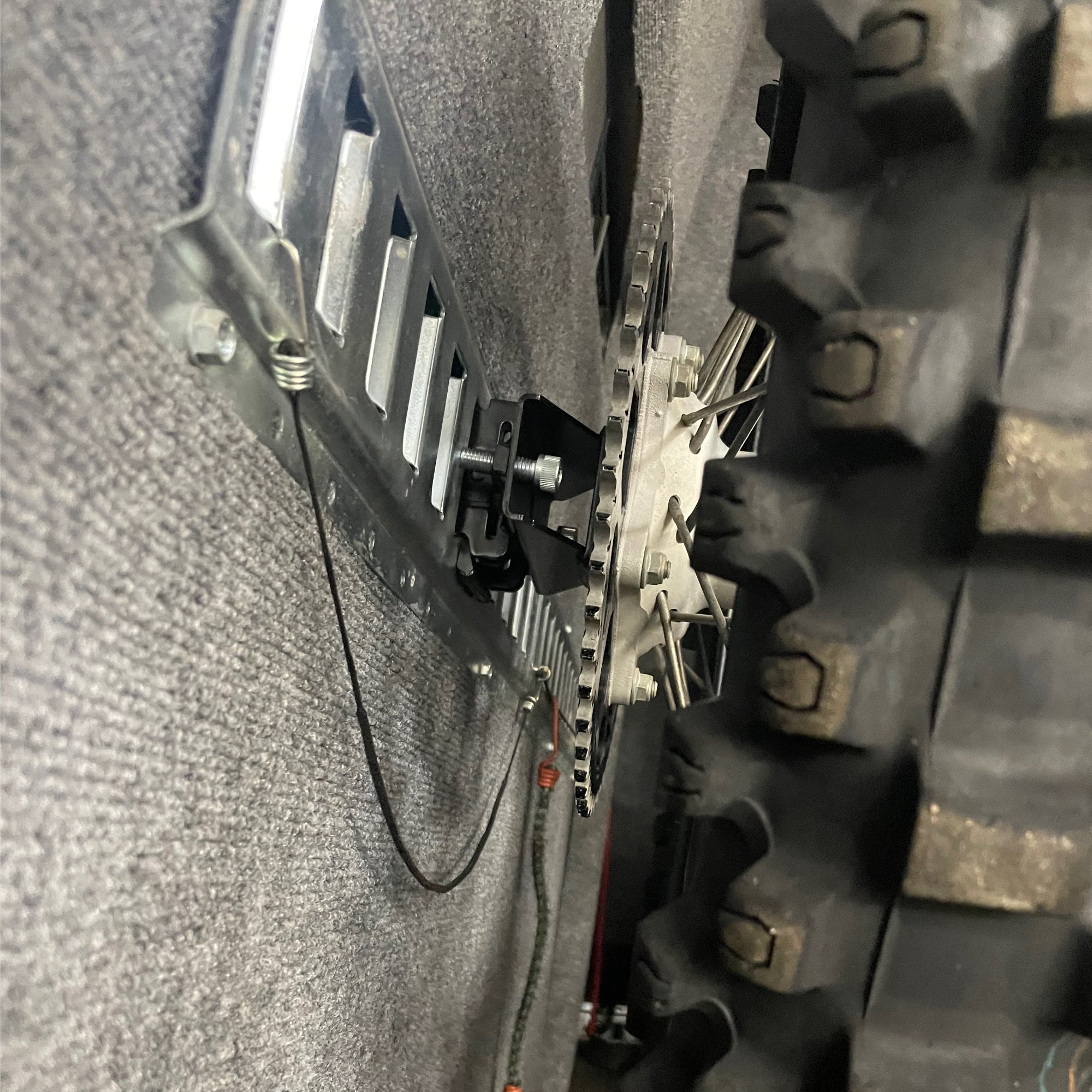 E-Track front and rear wheel holder