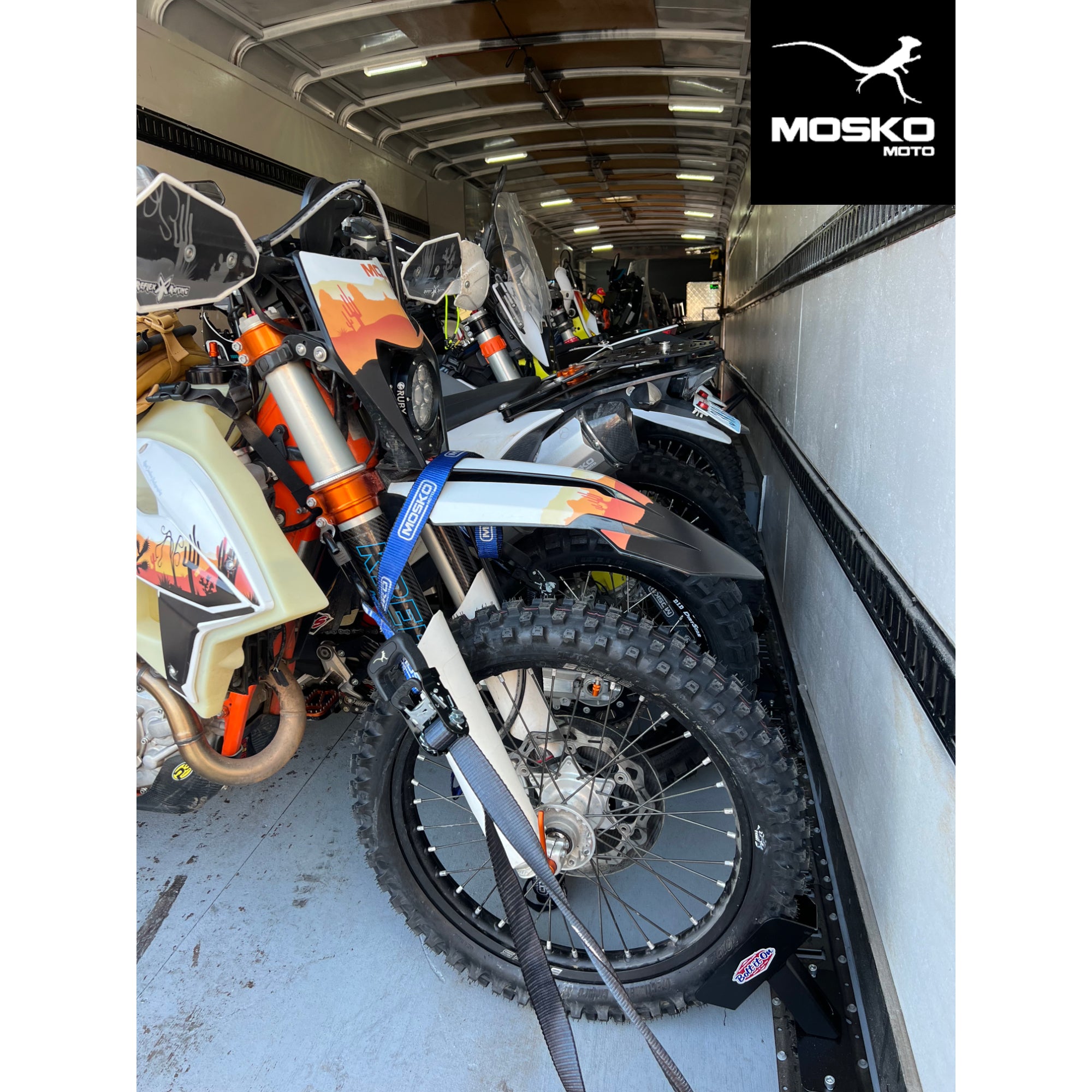 Mosko Moto Bolt It On E-Track 360 wheel chocks with 21 bikes