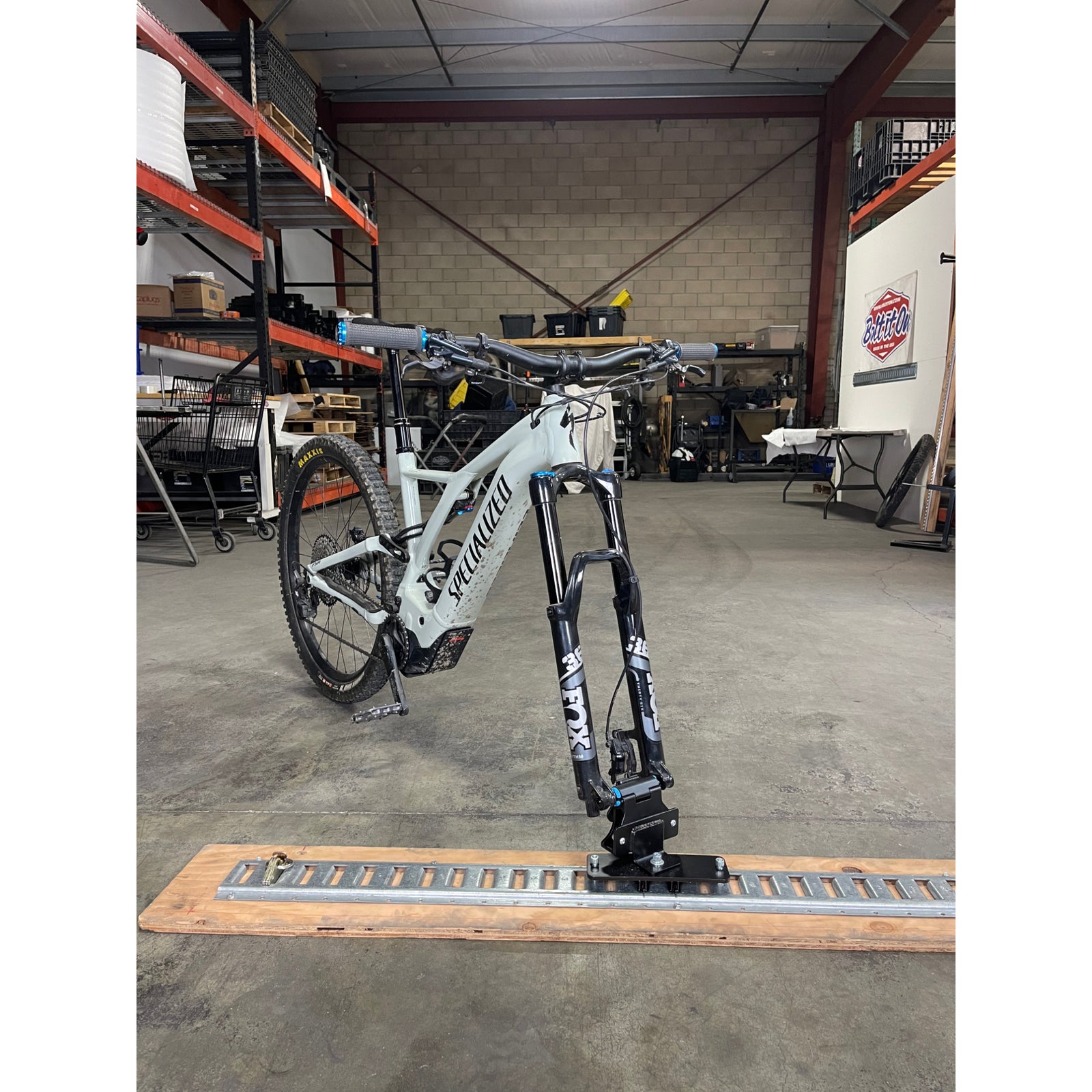 NEW 360 E-Track RockyMounts Droptop